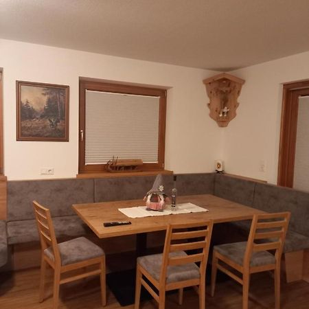 Grosszuegiges Apartment Georg Mayrhofen Barrierefrei Hollenzen ภายนอก รูปภาพ
