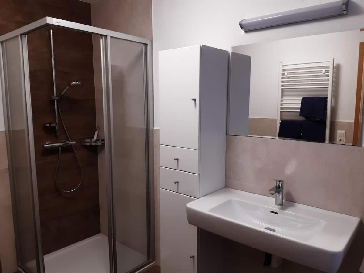 Grosszuegiges Apartment Georg Mayrhofen Barrierefrei Hollenzen ภายนอก รูปภาพ