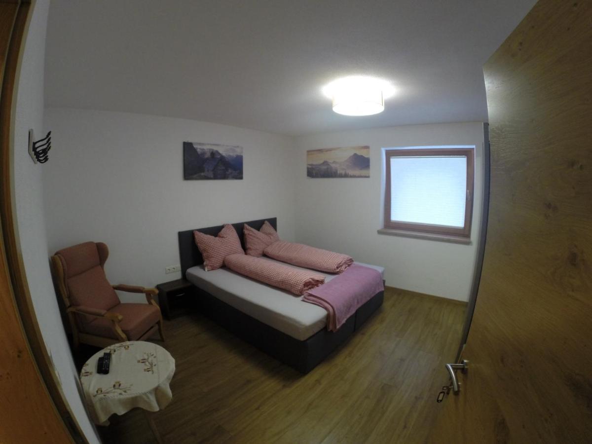 Grosszuegiges Apartment Georg Mayrhofen Barrierefrei Hollenzen ภายนอก รูปภาพ